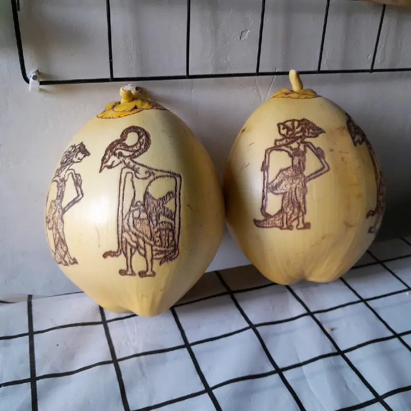 kelapa gading lukis 7 bulanan / kelapa 7 bulanan adat jawa / tingkepan 2
