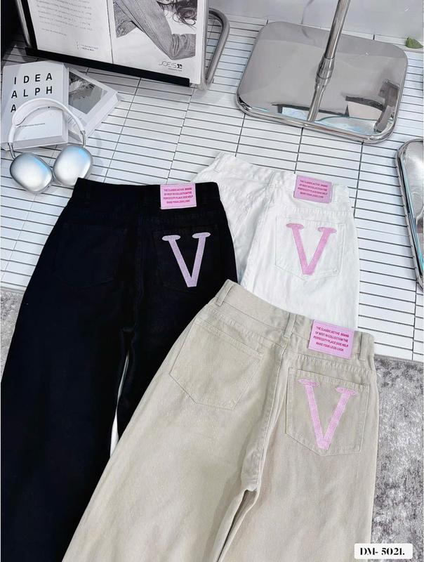 Quần Kaki Ống Rộng - Quần Kaki Ống Suông Nữ Mẫu Thêu Chữ V Màu Hồng Cá Tính - Trẻ Trung - Năng Động JV04
