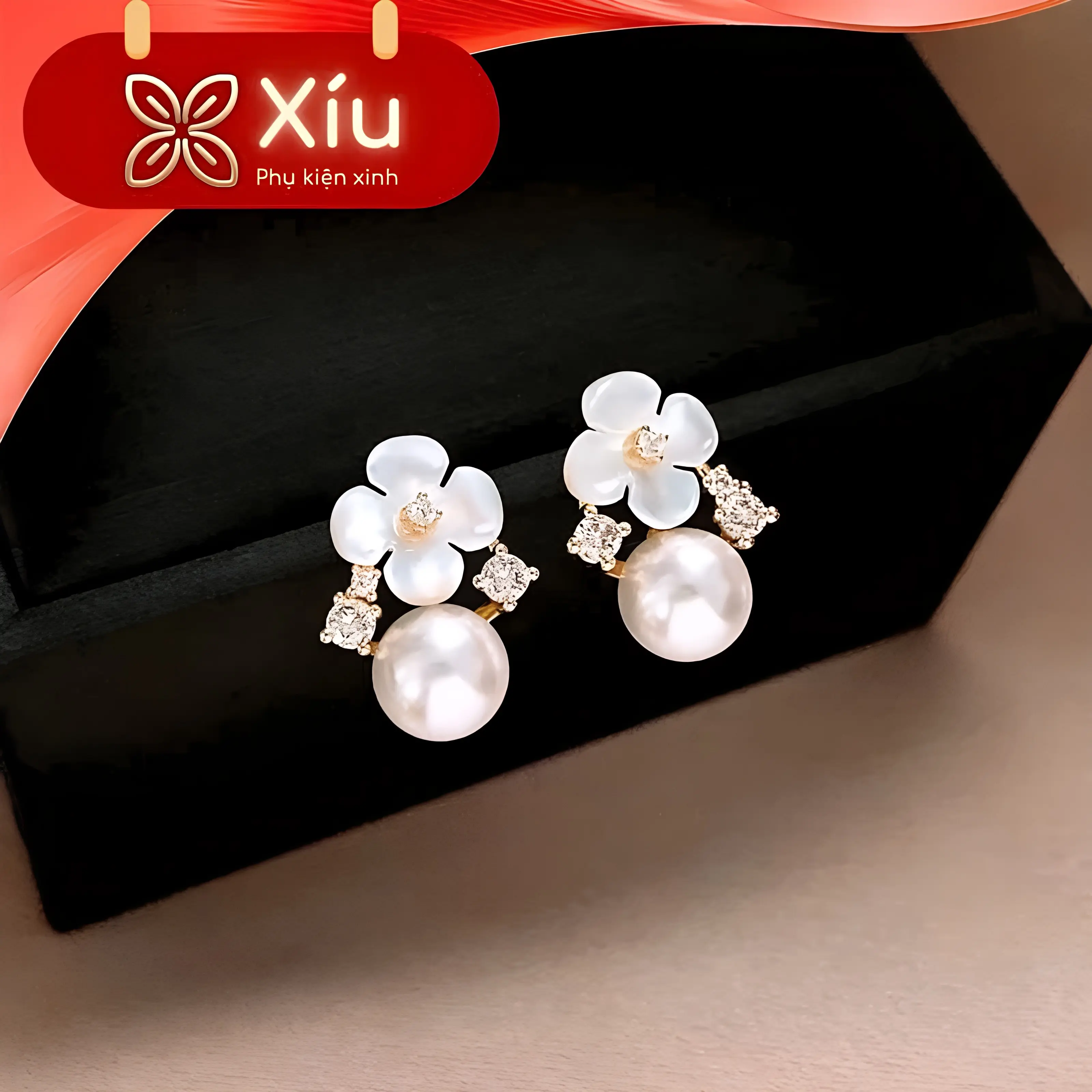 Bông tai nụ mini hoa nhí đính đá gắn hạt trai – sát tai nhẹ nhàng – sang chảnh, dễ phối đồ – có hộp sang xịn – mã BT121