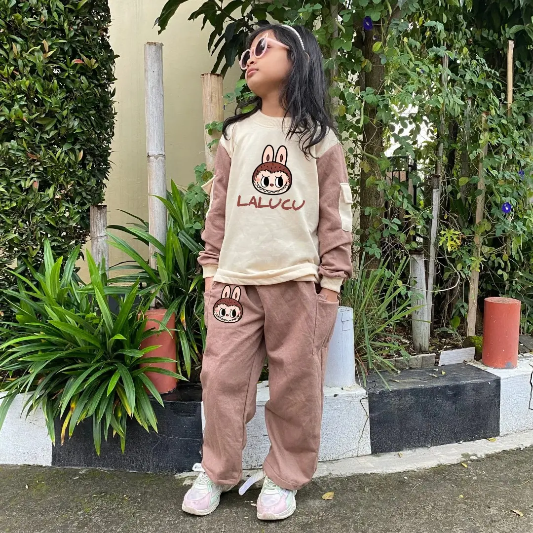 Setelan Anak Perempuan Monster Lalucu Viral Set Cargo Boneka Fashion Kids Junior 3 4 5 6 7 8 9 10 11 12