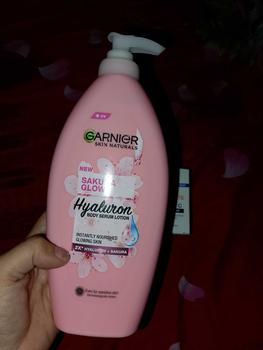 Product Review of [FREE 6X SERUM] Paket Hemat Brightening - Glowing ISI 2 ISI 3 - Brightening - Krim Pagi Malam – Bundle – Serum Vitamin C - Moisturizer from F**a E**a 1