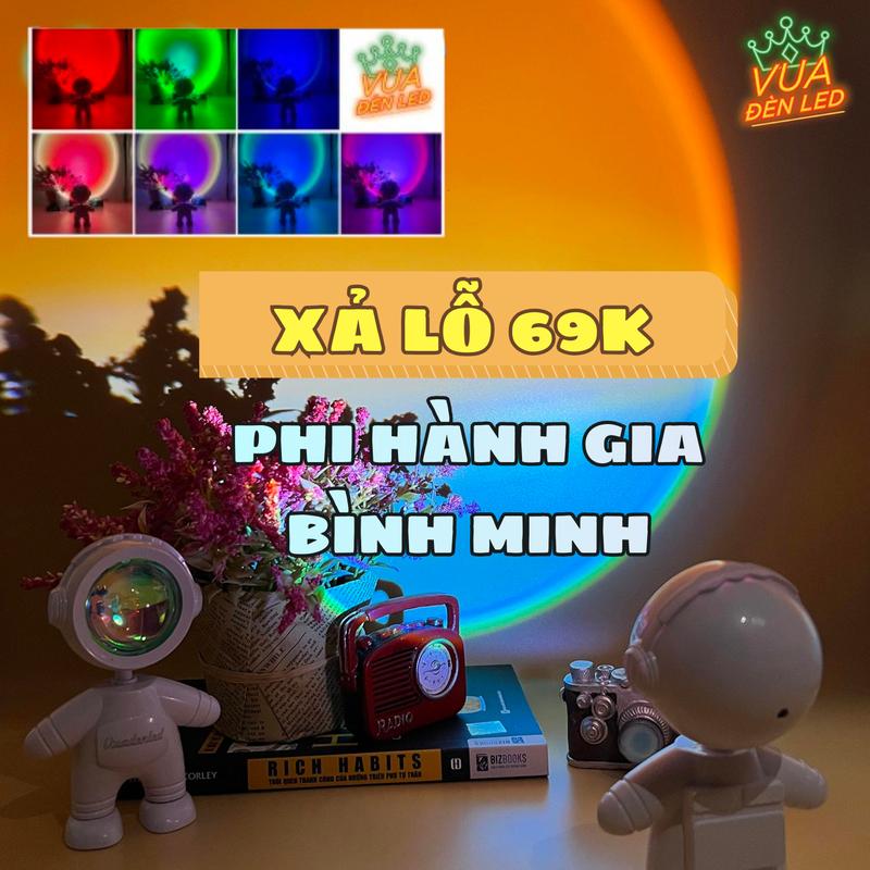  XẢ LỖ 69K  Đèn Hoàng Hôn Phi Hành Gia Đèn Bình Minh 16 Màu RGB Chụp Ảnh Sống Ảo Decor Trang Trí Phòng Ngủ Phòng Khách 
