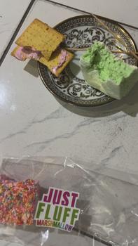 Product Review of JustFluff Marshmallow Jumbo [HALAL] from R**R 1