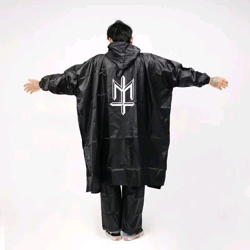 MATERNAL DISASTER - Jas Hujan Ponco + Celana Setelan Bahan Pvc Tebal Elastis Anti Rembes 1