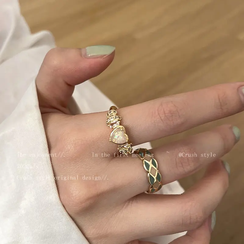 Cincin Alloy Desain Kupukupu Hias Opalberlian Imitasimutiara Wanita (TR - 007) 3