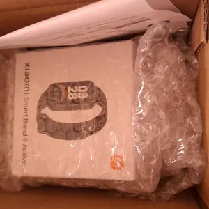 Xiaomi Smart Band 9 Active | Refresh rate 60 Hz | Tahan Air Hingga 50 Meter | 50+ Mode Olahraga | Baterai Hingga 18 Hari [Official Store]