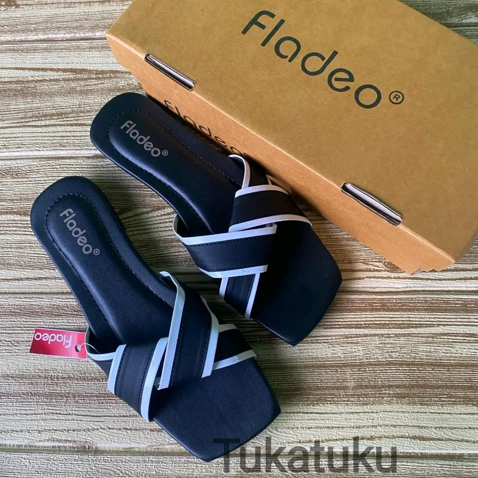 Sandal slop wanita llsandal teplek//sandal cewek terbaru Flat Sendal Indoors Elegant adem White Perempuan