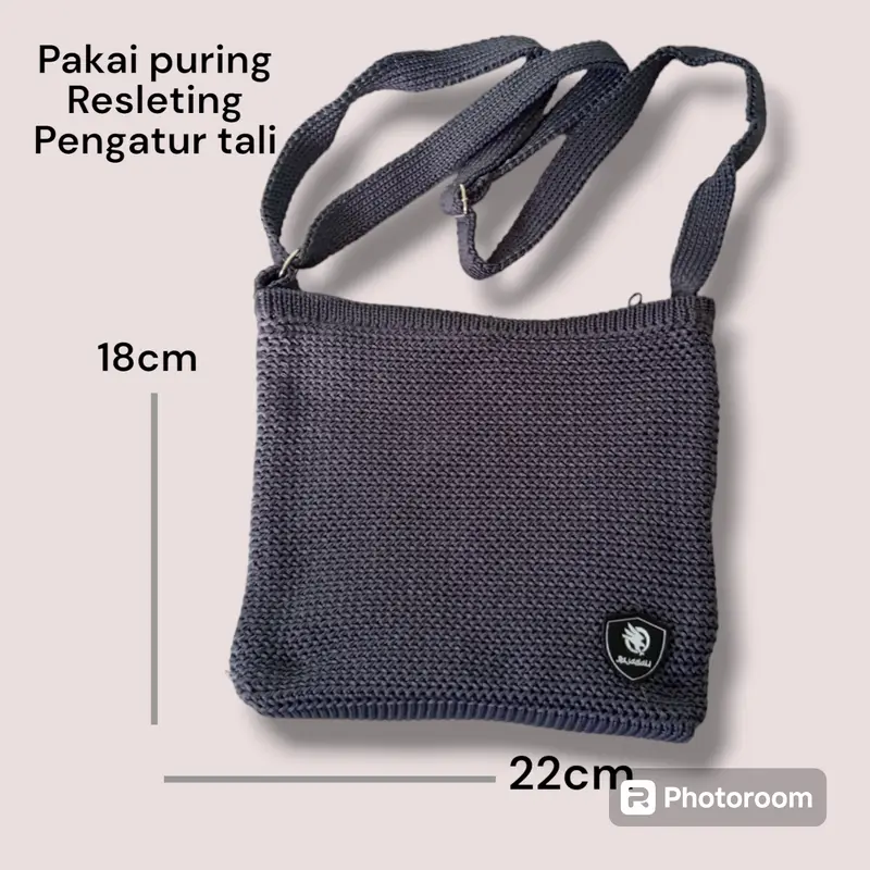 Tas rajute selempang wanita resleting dan puring masuk buku,hp dan make up 1