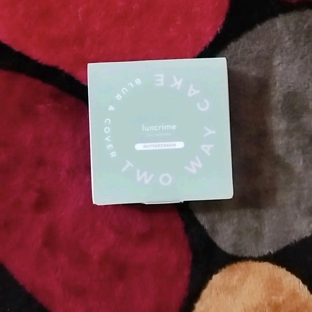 Luxcrime Two way cake Bedak Padat Compact Powder