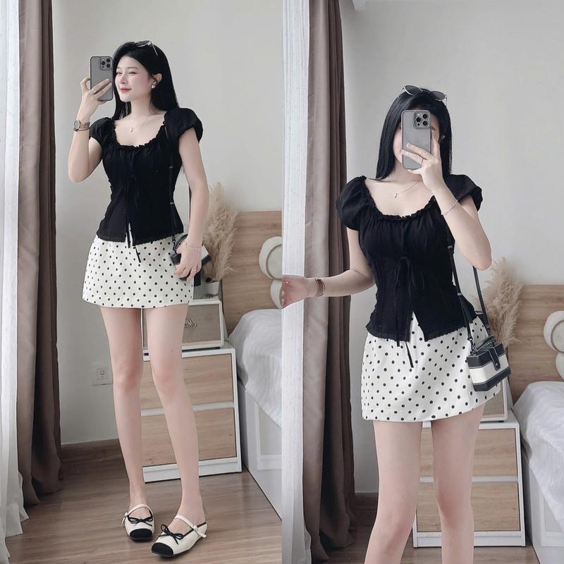 Lẻ áo + váy Set Dạo Phố Áo Đen Cổ U Tay Phồng + Váy Ngắn Chấm Bi – SOPIA SET