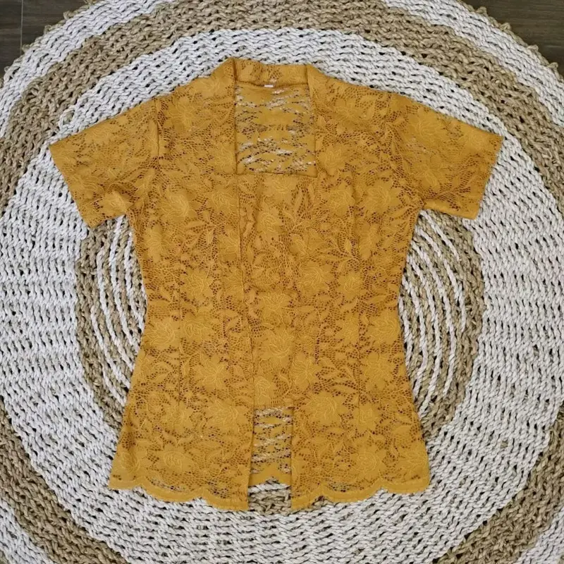 kebaya anak lengan pendek umur 4-8 bahan burkat halus nyaman di pakai Fashion 8