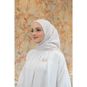 Wearing Klamby - Lyra Scarf