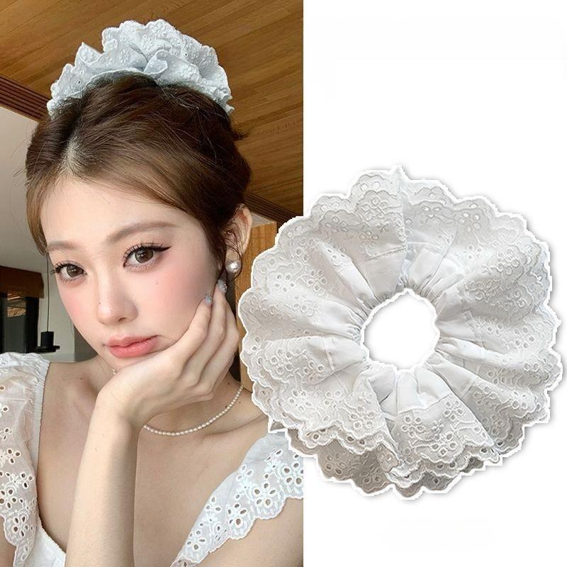 Scrunchie Scrunchies Thiết Kế Ren Nhẹ Nhàng Cao Cấp Hàng Mới Về 2025 Dây Buộc Tóc Dây Cao Su Phụ Kiện Đội Đầu Kiểu Buộc Tóc.