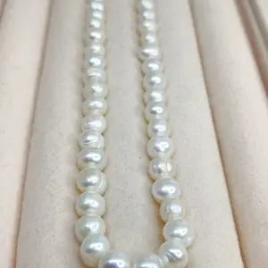 Mutiara air tawar bulat size 8-9mm  per untai isi 48 butir