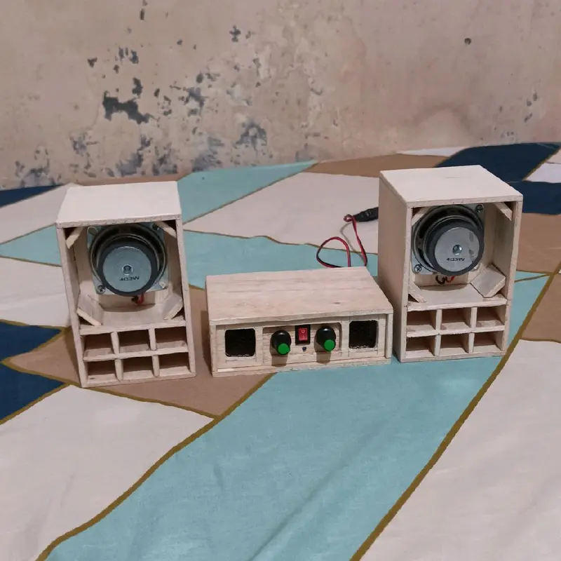Miniatur Sound System SPL BOSTER 2 inch BLUETOOTH Speaker 2