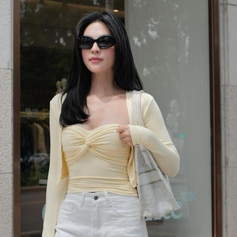 Set Cardigan Nữ Kiểu Chi Tiết Áo Ống Xoắn Ngực Mùa Hè Noiree - NA551