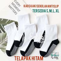 Gambar kaos kaki sekolah anti slip / antislip anak putih telapak hitam abu polos hitam dari MySocksJakarta Kota Administrasi Jakarta Utara 3 Tokopedia