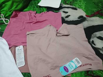 Product Review of 3Pcs Hotpants Piaoli Celana Short Wanita Bahan Rajut All Size from S**i A** 0