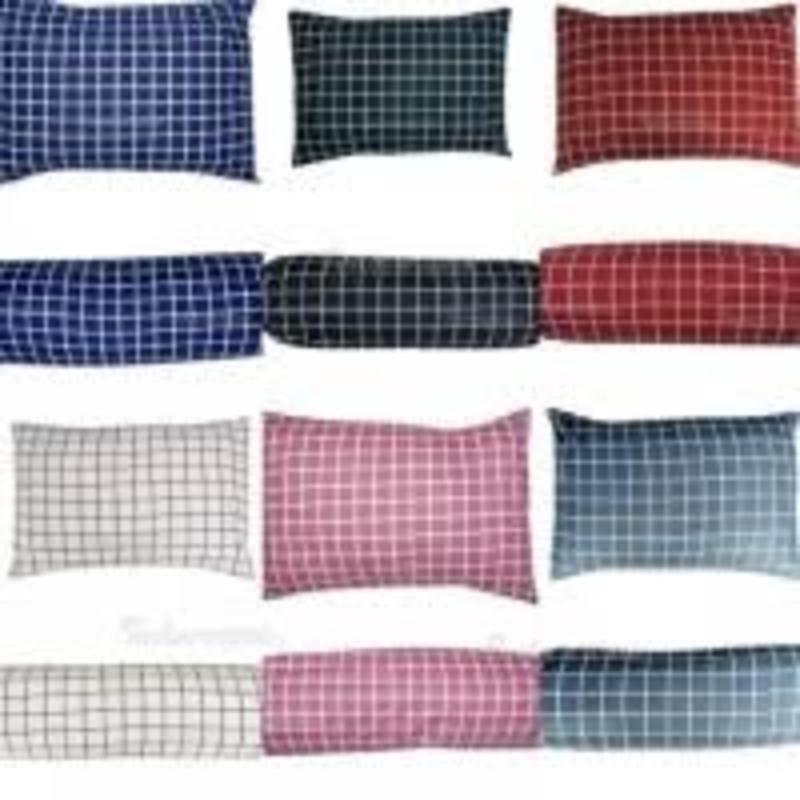 Sarung Bantal Berkualitas Tinggi motif kotak random 1