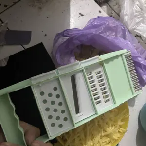 Alat Pemotong Buah dan Sayur Multifungsi PARUTAN SERBAGUNA 4 SISI Stainless Steel