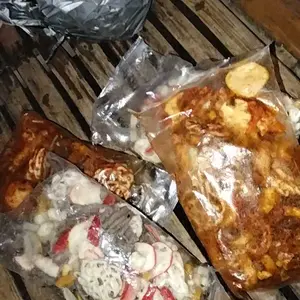 Beli 1 gratis 1 seblak mix ori dan mix pedas Snack Cemilan Food