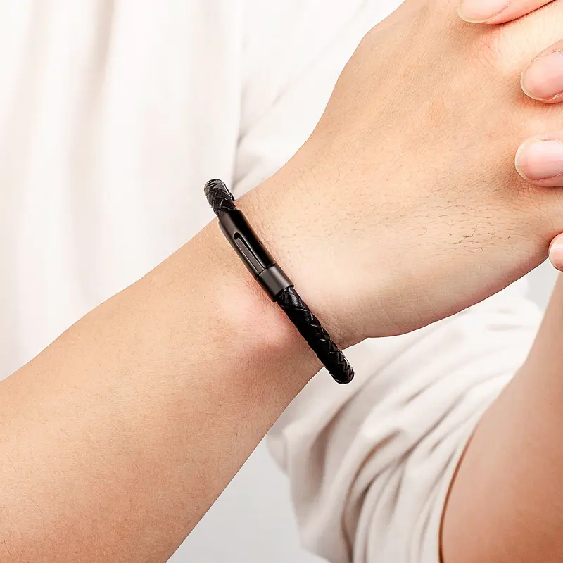 Gelang Kulit Pria Stainless Steel Hitam Klasik Model 2025 - Men 3