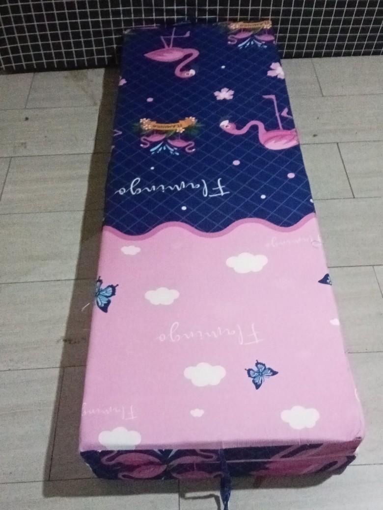 Kasur lipat 2 uk 180x120x10cm muat 2 orang dewasa Busa