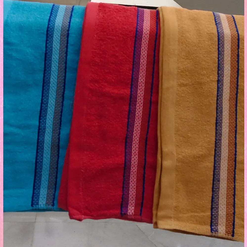 TOSCA. SALEM. KUNING