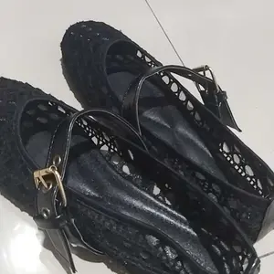 Sepatu Flat Wanita Motif Terbaru / Flatshoes Wanita 2025 Renda / Sandal Wanita Kekinian (COD)