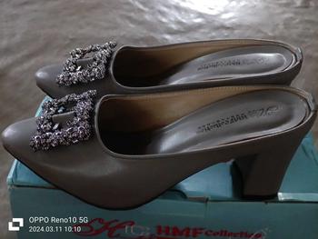 Product Review of HMF Yuiko High Heels Mules Wanita 7 cm AR08 from A**m Y**i 1