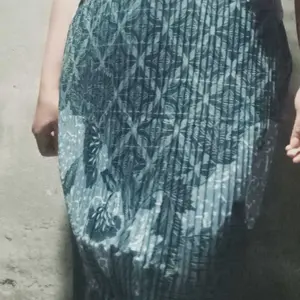 RUZZA Rok Plisket Batik / Bawahan Kebaya / Rok Kondangan / Rok Instan Span Wisuda Couple Jumbo