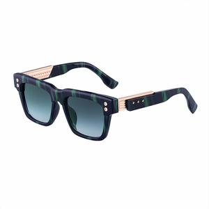 Unisex Square Sunglasses for Women Men Fashion Square Polarized Sunglasses Retro Outdoor Sunglasses Oversized Vintage Metal Sunglasses