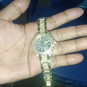 5pcs Set Jam Tangan Wanita Jam Tangan Kuarsa Elegan Dan Perhiasan Set Mode Jam Tangan Bulat Kalung Berlian Sintetis Anting-anting Cincin Gelang Set