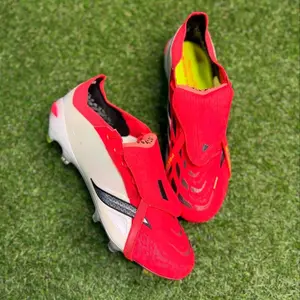 Sepatu Bola Model Terbaru Pd Red White