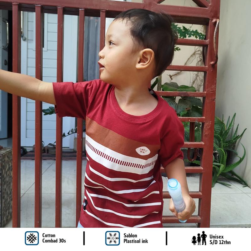 Simplymini 009 Atasan Kaos Anak Laki Laki Lengan Pendek Sablon Depan Stripes Series Warna Maroon 2