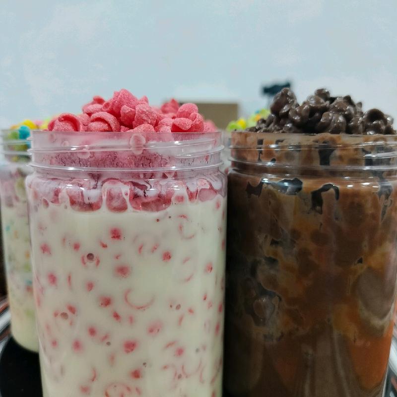 Chocojar 400ml Coklat, Strawberi dan Rainbow Chocolate Food Snacks ...