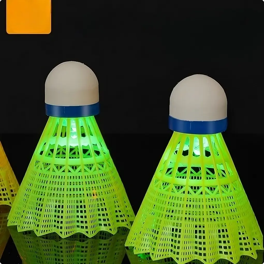 Yoga Offica  Bola Bulu Tangkis Shuttlecock Bisa Nyala Untuk Training Anak Dan UNtuk Main Malam Hari Juga Bisa Badminton Raket Bulutangkis