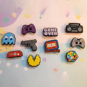 Lengkapi Koleksi Jibbitz-mu! Set 10 Aksesoris Clog Bertema Game & Kartun yang Stylish dan Menggemaskan, Cocok untuk Semua Gender dan Usia.