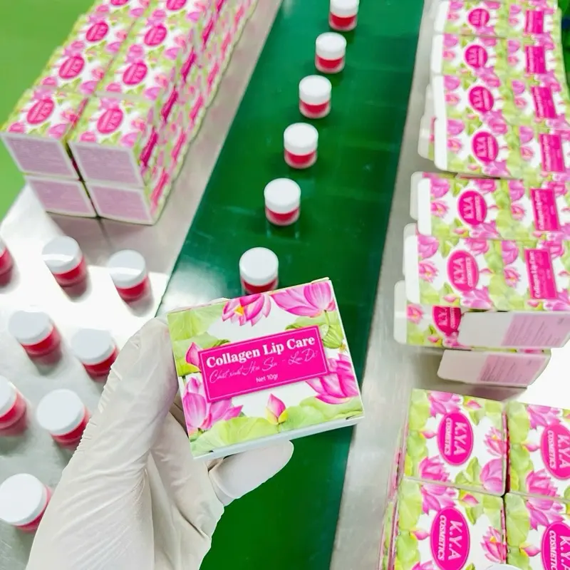 (Quà Tặng Kèm) SON DƯỠNG COLLAGEN LIP CARE [HOA SEN - LỰU ĐỎ] - K.Y.A Cosmetics - KL 10gr 7