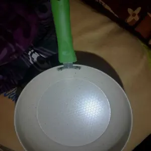 Panci Penggorengan Anti Lengket /  Teflon Penggoregan Anti Lengket Frypan Ukuran 18 20 22 Dan 24cm