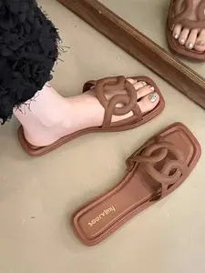 LAPEPA YUK - SORA   Teplek Korea Casual Size 36- 40 Sendal Slop Empuk Flat Cewek Kasual Rumahan Warna Hitam Black Selop Korean Style Santai Premium 373839 Perempuan Kekinian Terbaru Shoes ORI Original Mall Official Store   ootd sandal traveling