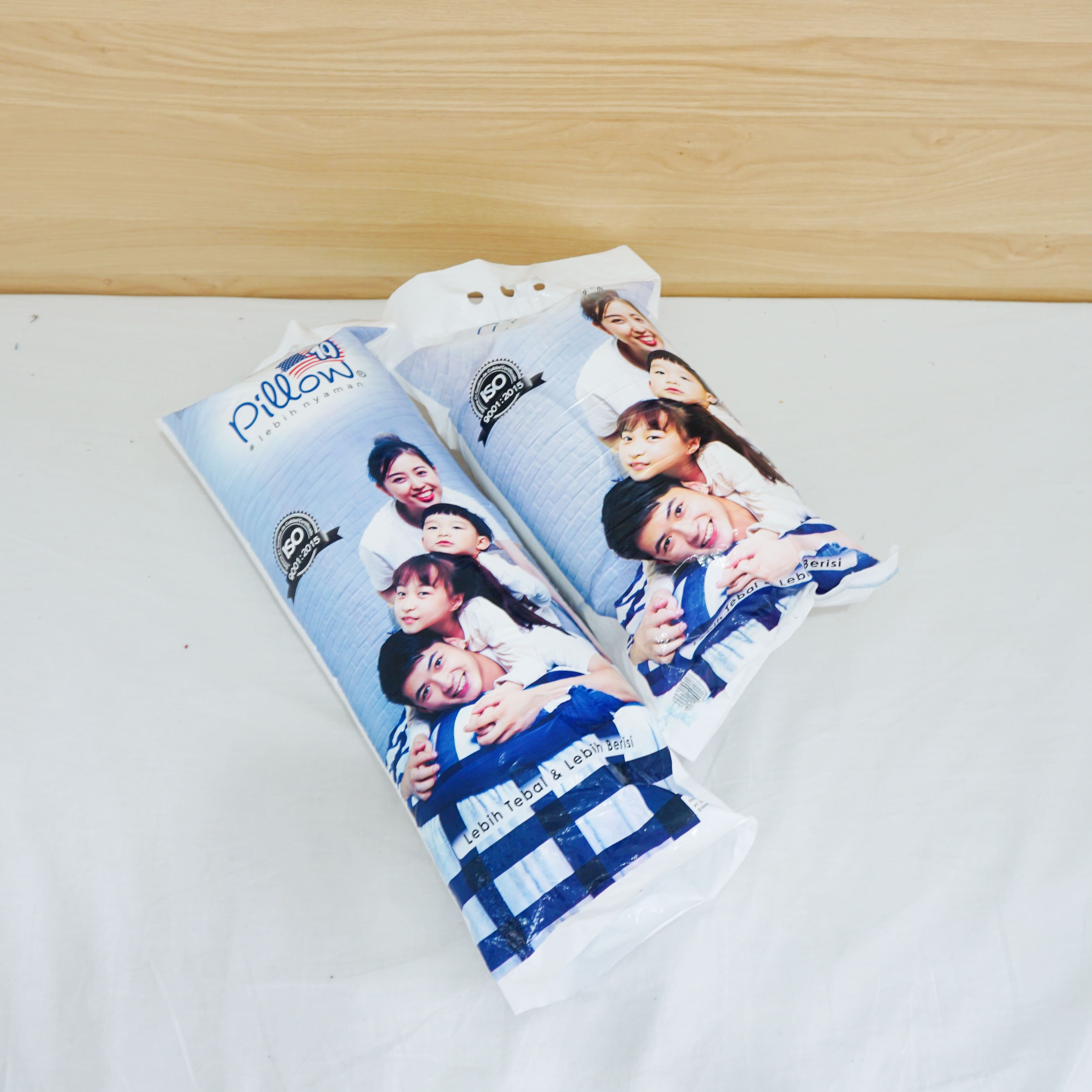 109 Pillow Guling Tidur Hotel LITE / MEDIUM - Berisi 100% Silicon murni tanpa campuran.