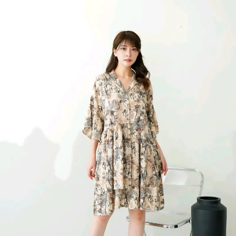 Dress Wanita Elegant Floral Rayon Dress Kekinian midi dress casual Ruffle Nyaman daster rayon premium วินเทจ biru Flowy Lembut 1