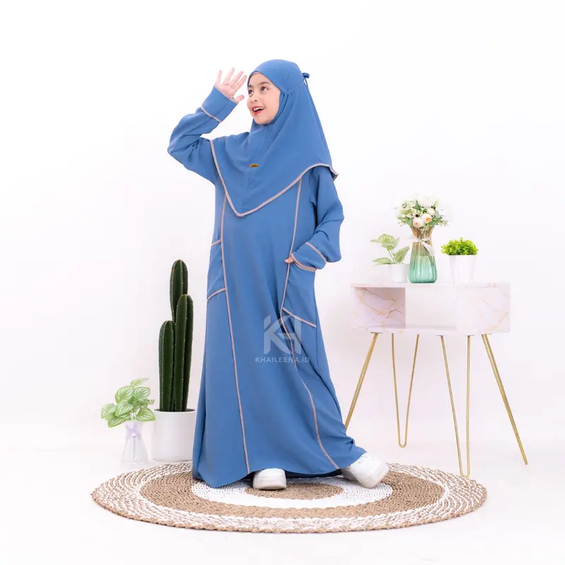 Padma syari+Hijab Bahan : cringkle mix brokat Malika +tile (dibagian gamis) DILENGKAPI DENGAN TALI PINGGANG DAN RESLETING DEPAN GAMIS ANAK LEBARAN DENAGN AKSEN TULE MEWAH Baju Muslim 5
