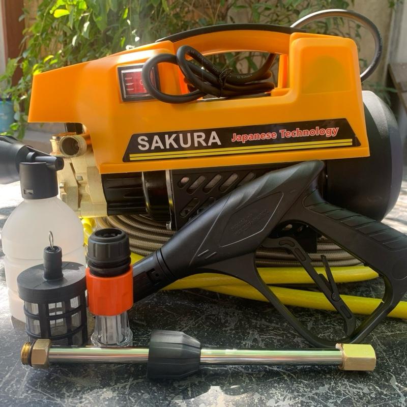 Máy rửa xe mini gia đình Sakura technology japan 3800