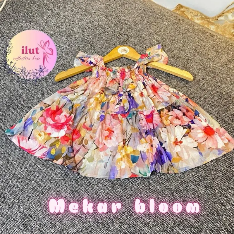 Mekar bloom