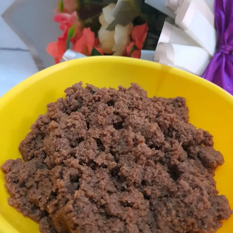 Blondo KelapaKu (500g) adalah salah satu makanan tradisional yang terbuat dari santan kelapa yang dimasak kurang lebih 3-4 jam sehingga menghasilkan minyak dan  ampas ( blondo) yang memiliki  cita rasa khas Manis dan Gurih Food Snack Cemilan 1
