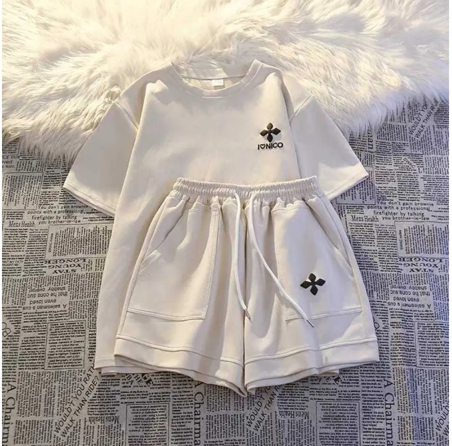 I LOVE NICO SET T-SHIRT & SHORT PANTS KEKINIAN NTR Setelan Wanita Nyaman
