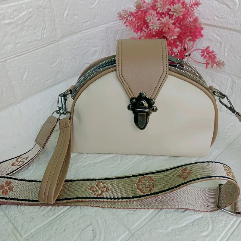 tas slempang wanita 3 ruang motif cantik 2