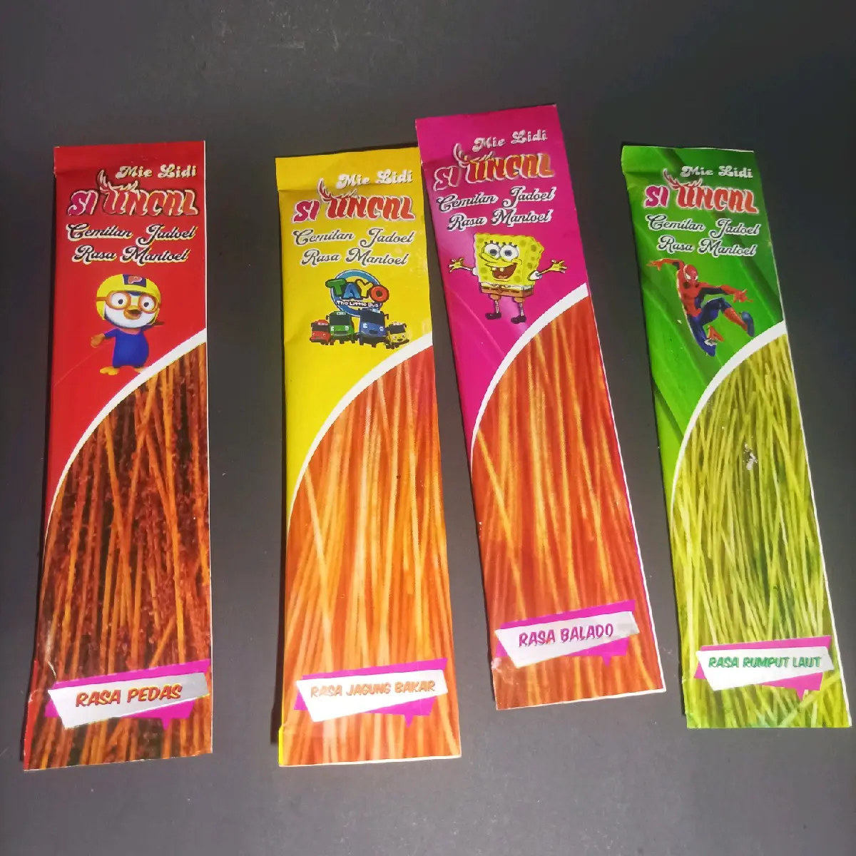Mie lidi karakter kemasan 1 pack isi 12 pcs mix 4 rasa Food instan